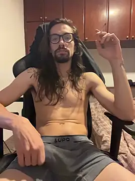 Snapshot of psycrema chatting on 04/21/26, 05:39 psycrema online show from 04/21/26, 05:39