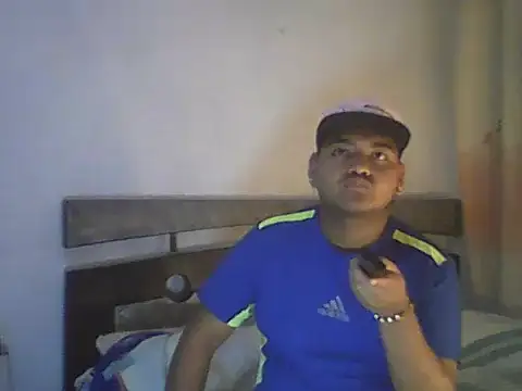 Snapshot of XNoahDeepThroatX chatting on 04/23/26, 06:03 XNoahDeepThroatX online show from 04/23/26, 06:03