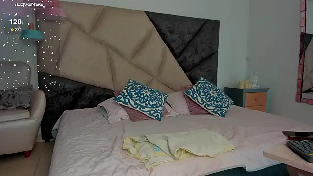 Snapshot of AbbiePaige chatting on 04/26/26, 05:54 AbbiePaige online show from 04/26/26, 05:54