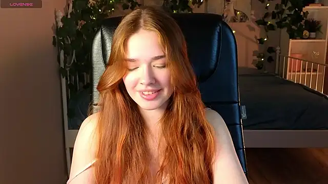 Snapshot of TiffanyVex chatting on 03/18/26, 03:26 TiffanyVex online show from 03/18/26, 03:26