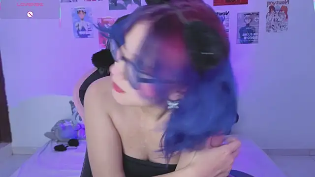 Snapshot of reicos_ chatting on 04/21/26, 08:55 reicos online show from 04/21/26, 08:55