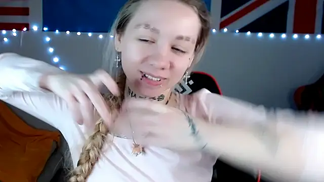 Snapshot of Nica_Kawaii chatting on 03/19/26, 06:06 Nica Kawaii online show from 03/19/26, 06:06