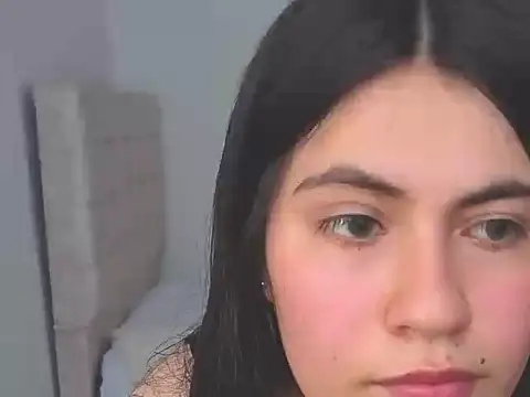 Snapshot of hasszul_2 chatting on 04/15/26, 07:58 hasszul 2 online show from 04/15/26, 07:58