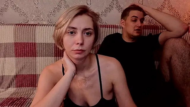 Snapshot of Blond_ice chatting on 03/12/26, 06:25 Blond ice online show from 03/12/26, 06:25