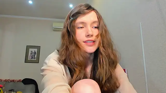 Snapshot of MaryannSofts chatting on 03/27/26, 02:39 MaryannSofts online show from 03/27/26, 02:39