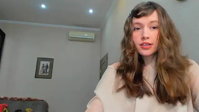 Snapshot of MaryannSofts chatting on 03/29/26, 01:11 MaryannSofts online show from 03/29/26, 01:11