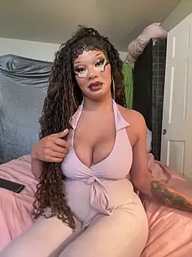 Snapshot of Riasvenenoo chatting on 04/05/26, 04:04 Riasvenenoo online show from 04/05/26, 04:04