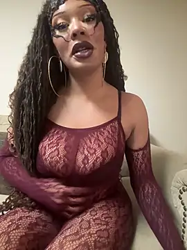 Snapshot of Riasvenenoo chatting on 04/20/26, 04:10 Riasvenenoo online show from 04/20/26, 04:10