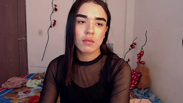 Candyy doll   online show from 05/05/26, 03:36