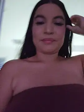 Snapshot of Pretty_Julieta chatting on 04/06/26, 10:54 Pretty Julieta online show from 04/06/26, 10:54
