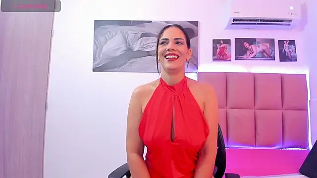 Snapshot of Samantha_Claus1 chatting on 07/17/26, 01:45 Samantha Claus1 online show from 07/17/26, 01:45