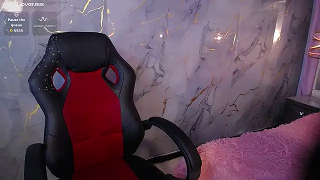 Snapshot of DulceBarbyeri chatting on 04/14/26, 02:50 DulceBarbyeri online show from 04/14/26, 02:50