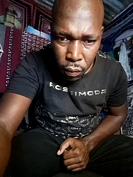 Snapshot of manpower012 chatting on 04/13/26, 10:15 manpower012 online show from 04/13/26, 10:15