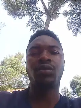 Snapshot of Rakeem023 chatting on 05/25/26, 12:00 Rakeem023 online show from 05/25/26, 12:00