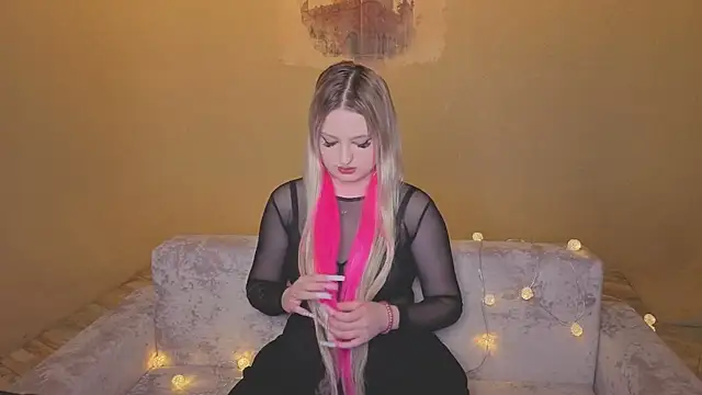 Snapshot of Banana_Bowl chatting on 03/11/26, 09:15 Banana Bowl online show from 03/11/26, 09:15