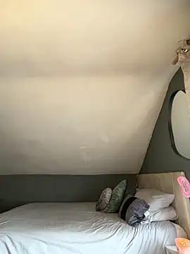 Snapshot of Saskia_xx chatting on 03/25/26, 09:04 Saskia xx online show from 03/25/26, 09:04