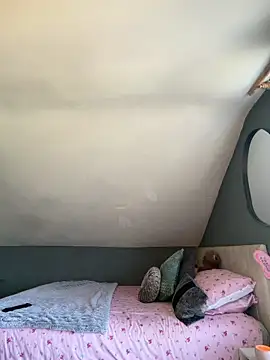 Snapshot of Saskia_xx chatting on 04/02/26, 12:36 Saskia xx online show from 04/02/26, 12:36