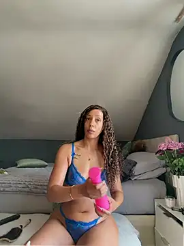 Saskia xx online show from 06/17/26, 09:23