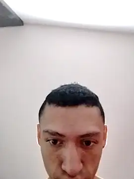 Snapshot of TuCanero23cm chatting on 03/26/26, 09:26 TuCanero23cm online show from 03/26/26, 09:26