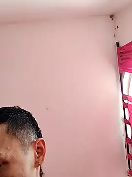 Snapshot of TuCanero23cm chatting on 04/12/26, 01:38 TuCanero23cm online show from 04/12/26, 01:38