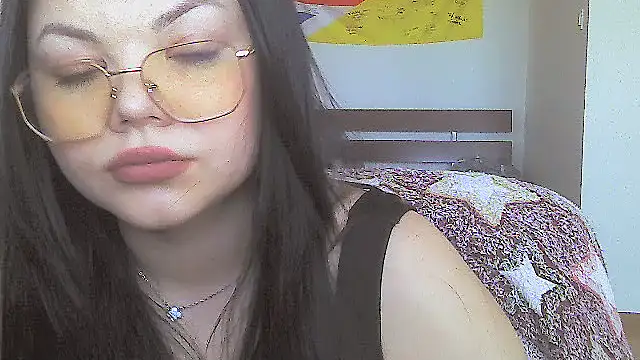 vvikkiii online show from 03/05/26, 01:29