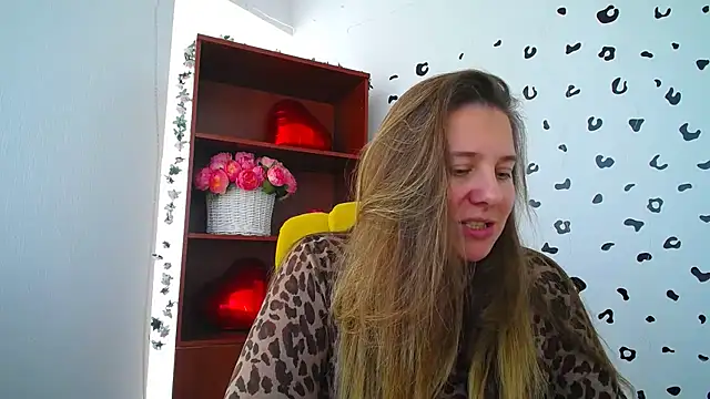 Snapshot of Nionelly chatting on 03/13/26, 09:38 Nionelly online show from 03/13/26, 09:38