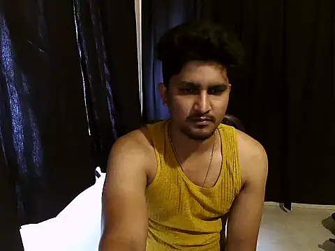 Snapshot of indguys2026 chatting on 04/03/26, 08:23 indguys2026 online show from 04/03/26, 08:23