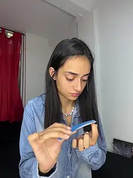 Snapshot of leilani_X chatting on 03/27/26, 01:22 leilani X online show from 03/27/26, 01:22
