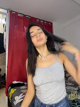 Snapshot of leilani_X chatting on 04/13/26, 02:22 leilani X online show from 04/13/26, 02:22