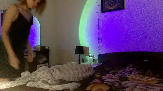 Snapshot of Milk_shakeee chatting on 03/17/26, 07:33 Milk shakeee online show from 03/17/26, 07:33