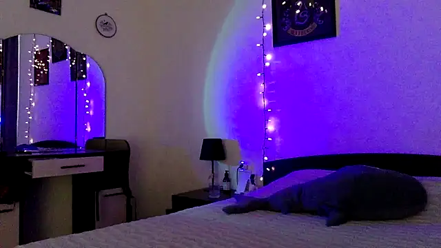 Snapshot of Milk_shakeee chatting on 03/18/26, 06:49 Milk shakeee online show from 03/18/26, 06:49