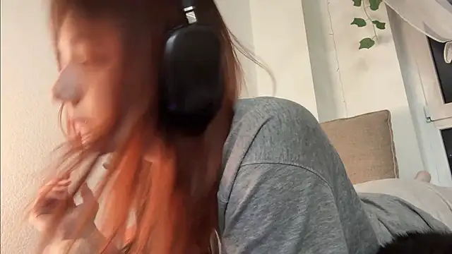 Snapshot of EunTurton chatting on 03/21/26, 12:15 EunTurton online show from 03/21/26, 12:15