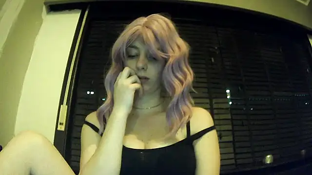 Snapshot of haileyderckx chatting on 03/25/26, 05:08 haileyderckx online show from 03/25/26, 05:08