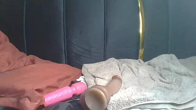 Snapshot of ndivhuwomuleya chatting on 04/02/26, 08:23 ndivhuwomuleya online show from 04/02/26, 08:23