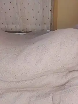 Snapshot of ndivhuwomuleya chatting on 04/21/26, 02:56 ndivhuwomuleya online show from 04/21/26, 02:56