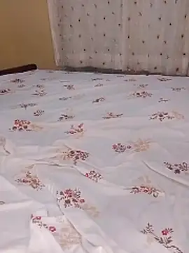 Snapshot of ndivhuwomuleya chatting on 04/25/26, 01:41 ndivhuwomuleya online show from 04/25/26, 01:41