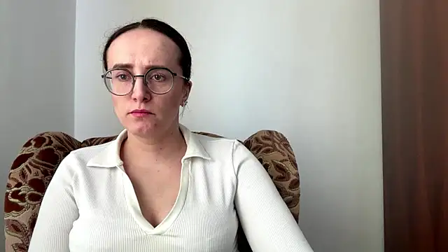 Snapshot of SofiaTease chatting on 03/30/26, 01:12 SofiaTease online show from 03/30/26, 01:12