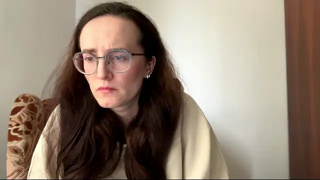 Snapshot of SofiaTease chatting on 03/31/26, 01:11 SofiaTease online show from 03/31/26, 01:11