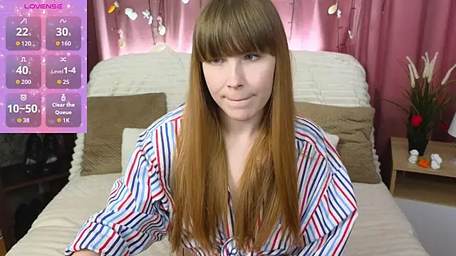 Snapshot of EmilyCuper_ chatting on 04/07/26, 01:33 EmilyCuper online show from 04/07/26, 01:33