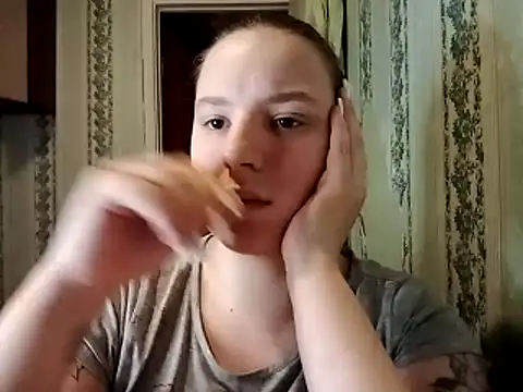 symmetryinvoid online show from 04/07/26, 12:49