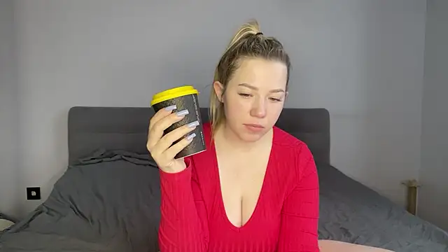 Snapshot of alyrasun chatting on 03/20/26, 06:07 alyrasun online show from 03/20/26, 06:07