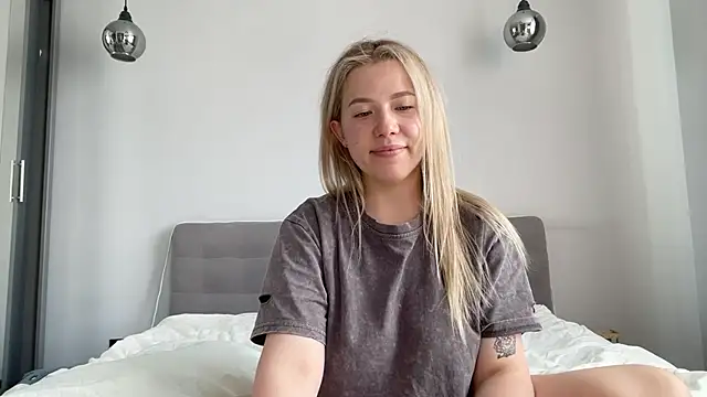 alyrasun online show from 07/28/26, 03:21