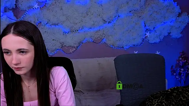 Snapshot of bella_dorn chatting on 05/06/26, 11:54 bella dorn online show from 05/06/26, 11:54