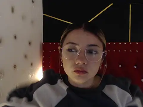 Snapshot of danielawidx chatting on 03/12/26, 12:17 danielawidx online show from 03/12/26, 12:17