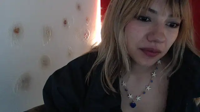 Snapshot of danielawidx chatting on 04/12/26, 09:36 danielawidx online show from 04/12/26, 09:36