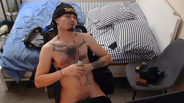 Snapshot of thxbxbydjxc chatting on 03/08/26, 03:21 thxbxbydjxc online show from 03/08/26, 03:21