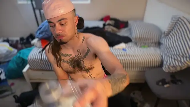 Snapshot of thxbxbydjxc chatting on 03/23/26, 12:03 thxbxbydjxc online show from 03/23/26, 12:03