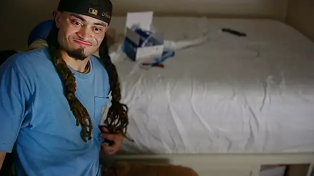 Snapshot of thxbxbydjxc chatting on 05/20/26, 03:34 thxbxbydjxc online show from 05/20/26, 03:34