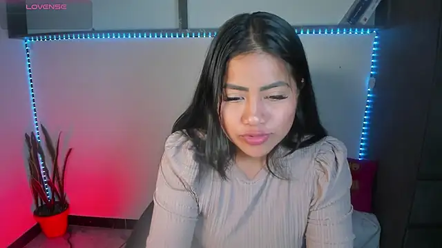 vickylatina  online show from 03/30/26, 05:08