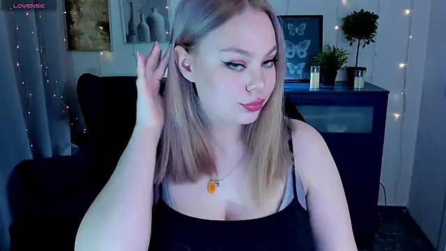 Snapshot of AmeliaMerris chatting on 03/26/26, 09:42 AmeliaMerris online show from 03/26/26, 09:42